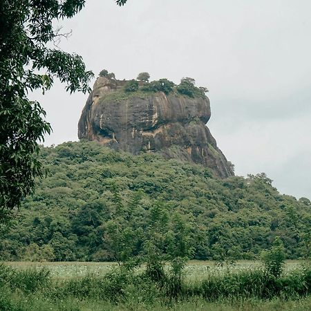 Lakmal Homestay ,10 Minutes To Sigiriya Rock Luaran gambar